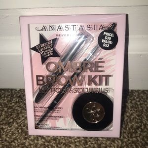 Anastasia Beverly Hills Ombré Brow Kit